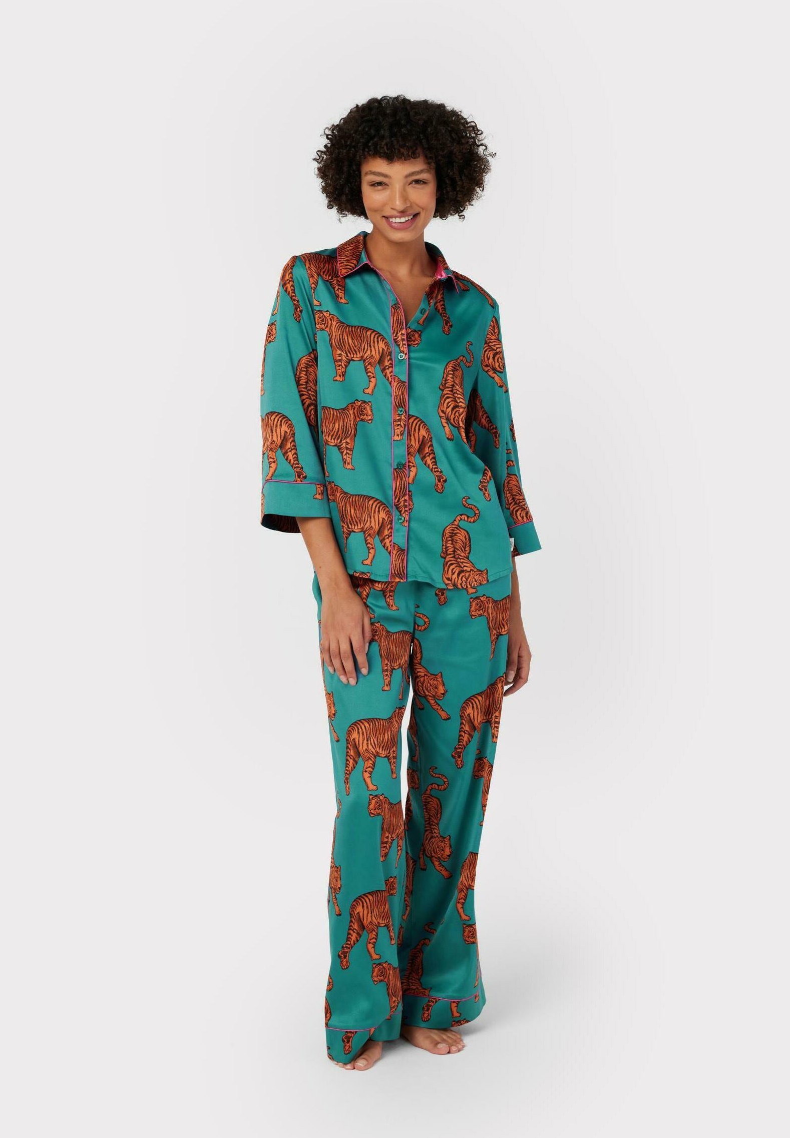 chelsea-peers-pyjama-720qxf-1.jpg Chelsea Peers TIGER PRINT SET Pyjama teal/petrol Zalando.nl - Afbeelding 1