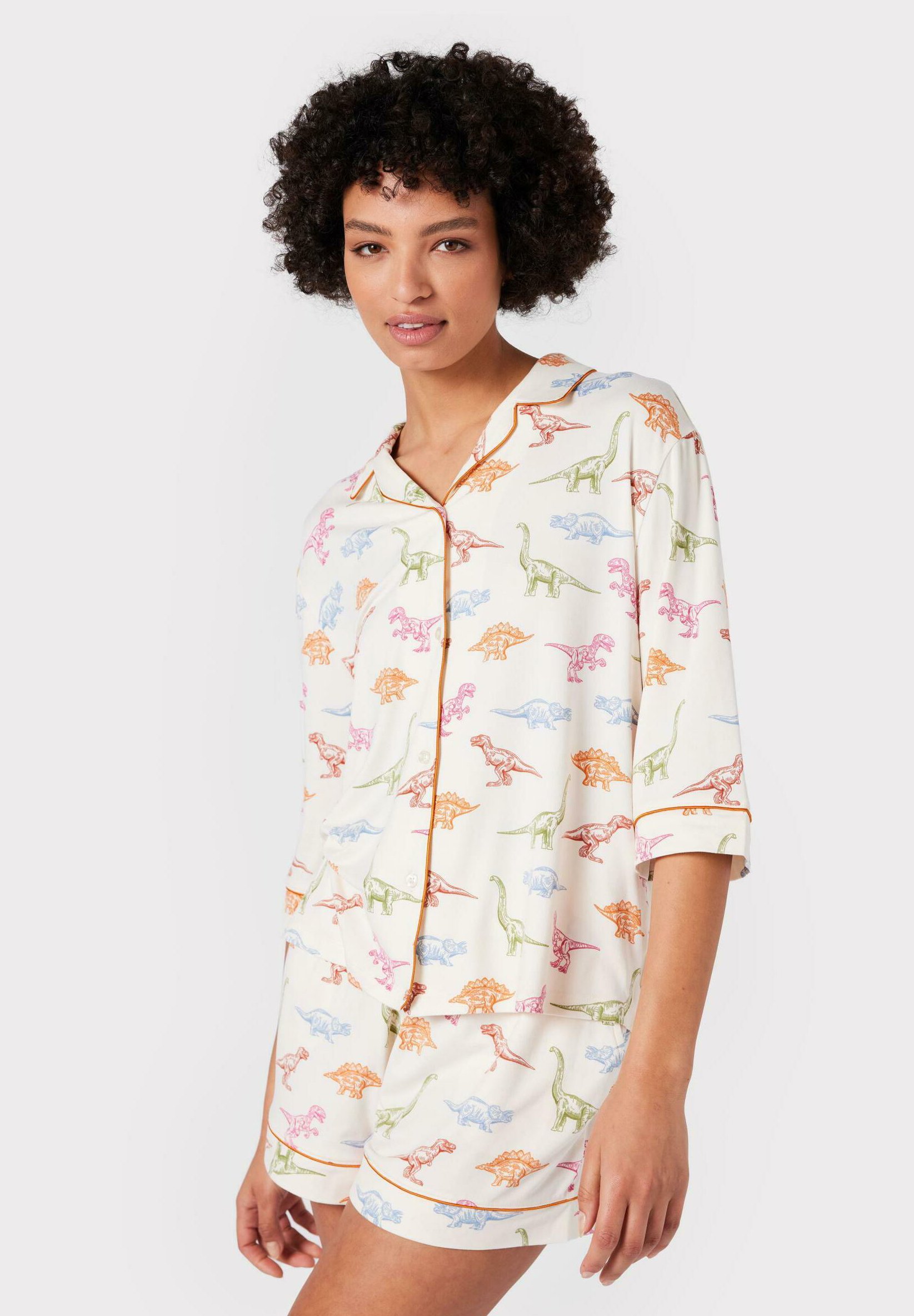 dino-pyjama-594yap-1.jpg Chelsea Peers DINOSAUR PRINT Pyjama off white/crème Zalando.nl - Afbeelding 1