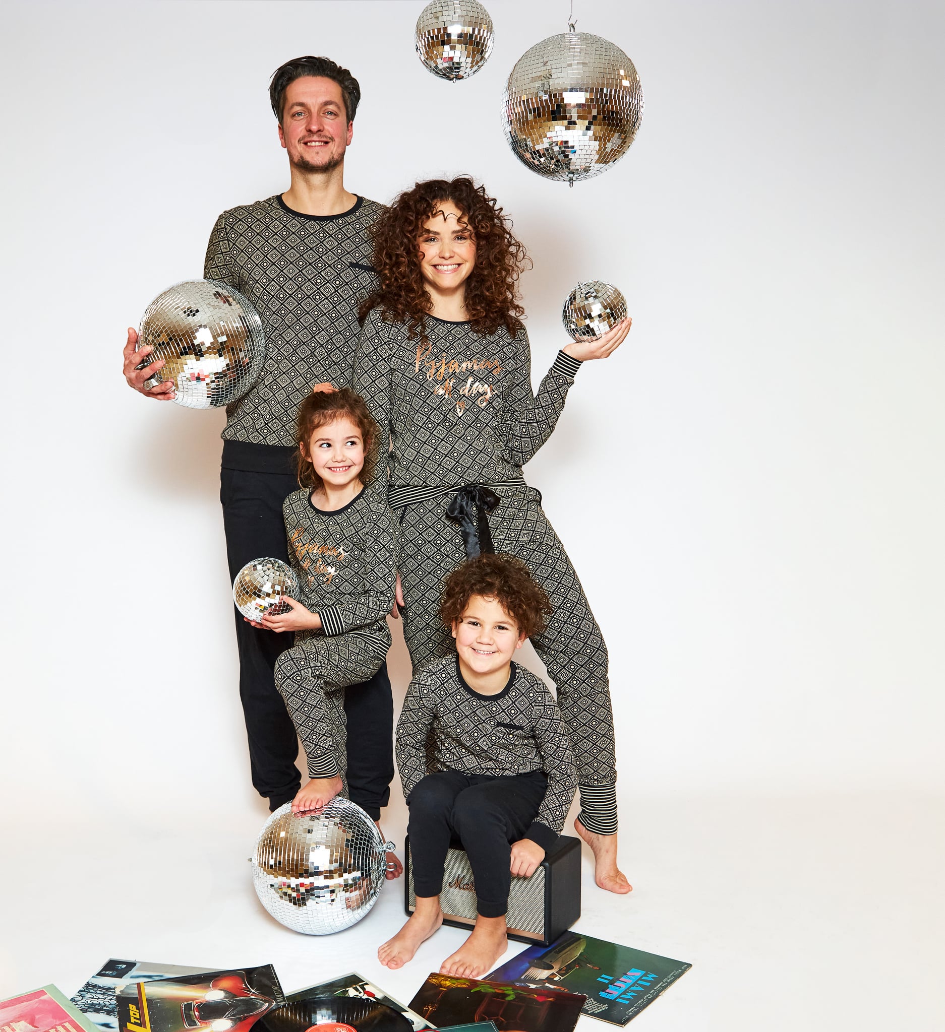 familie-pyjama-817moz-1.jpg Charlie Choe matching gezinspyjama's Charlie Choe - Afbeelding 1