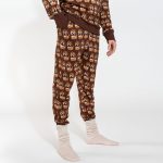 SNURK HEREN PYJAMABROEK DINO BRUIN TrendyWinter.nl