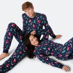 Blauwe Kerstpatroon Kerstpyjama Heren Grootste assortiment van Nederland | SillySanta