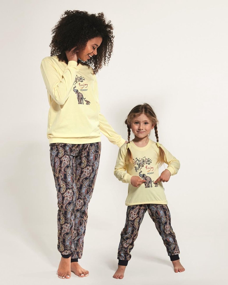 mama-pyjama-562jai-1.jpg Familie Pyjama voor mama Elephants 671/259 XL | bol - Afbeelding 1