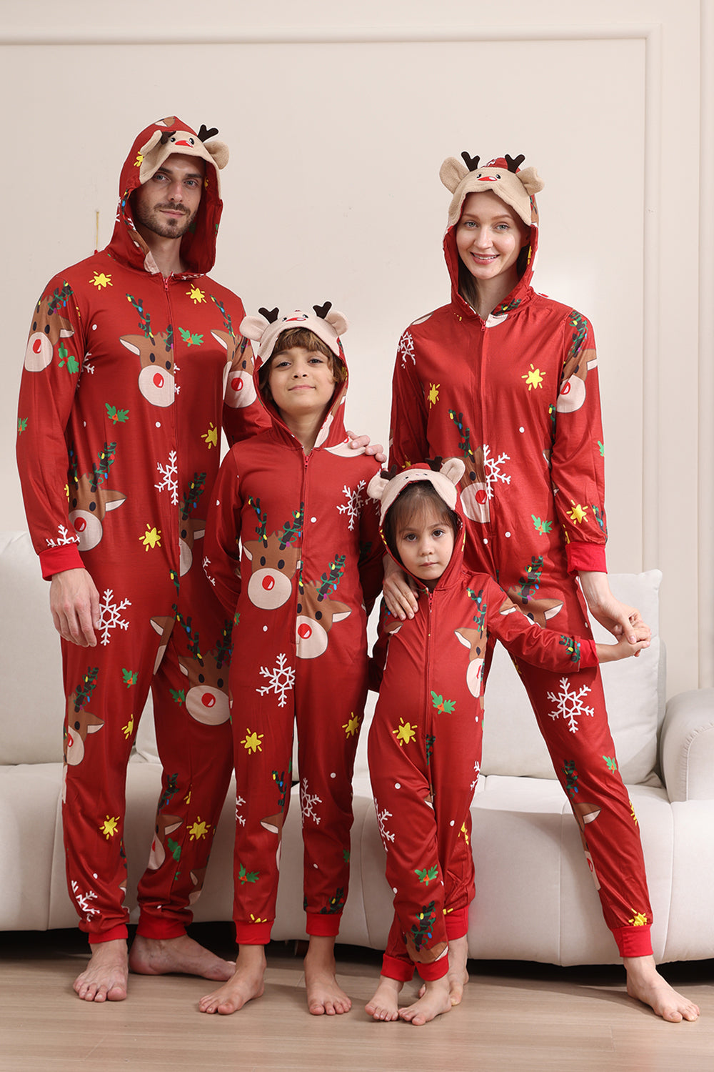 matching-kerst-pyjama-756ebv-1.jpg Bijpassende Onesie voor Vrouwen Mannen Familie Capuchon Rode Pyjama Eendelig Kerst Pyjama Set - Afbeelding 1