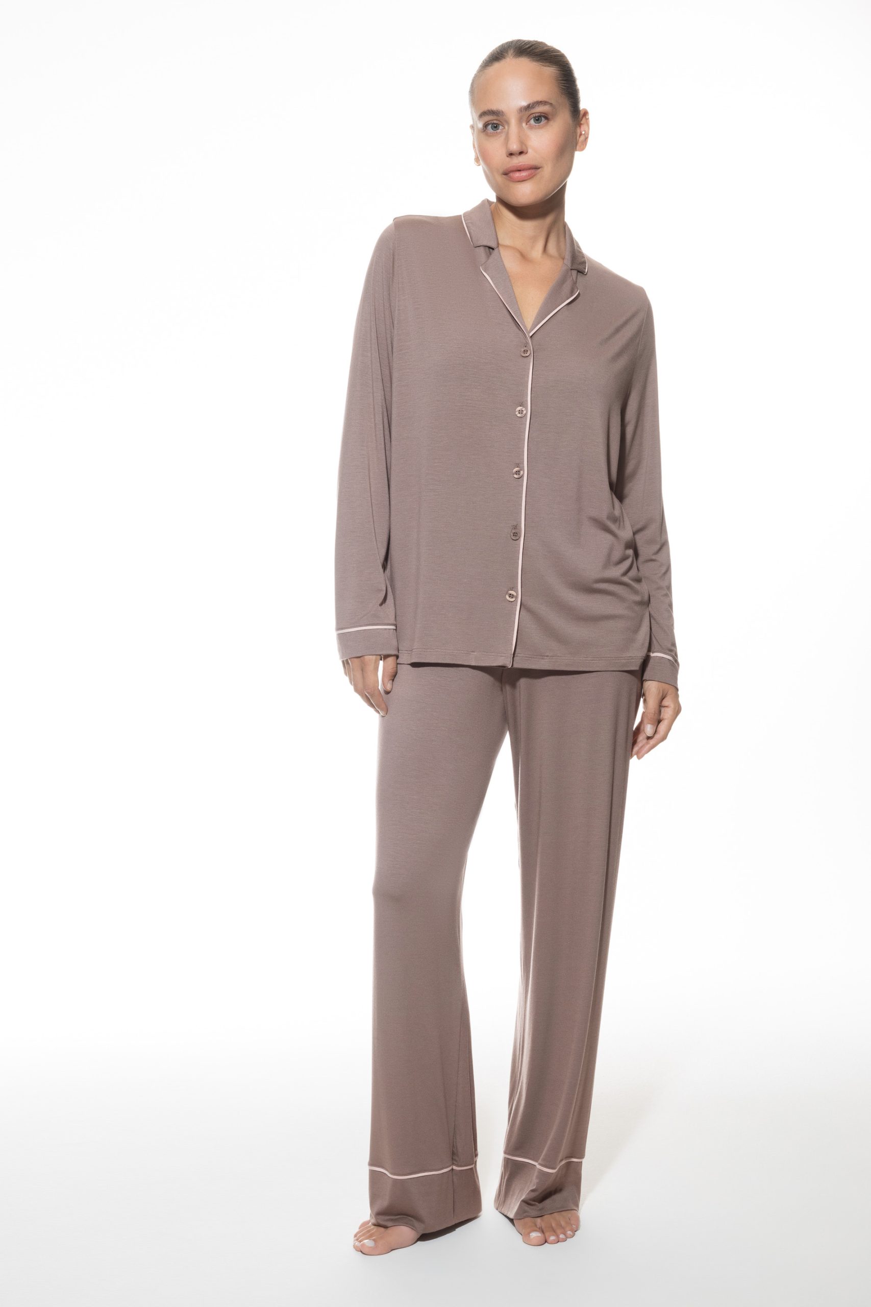 mey-pyjama-dames-305yvm-1.jpg Lange pyjama Serie Pure Chic Kleur Milk`n Coffee - Afbeelding 1