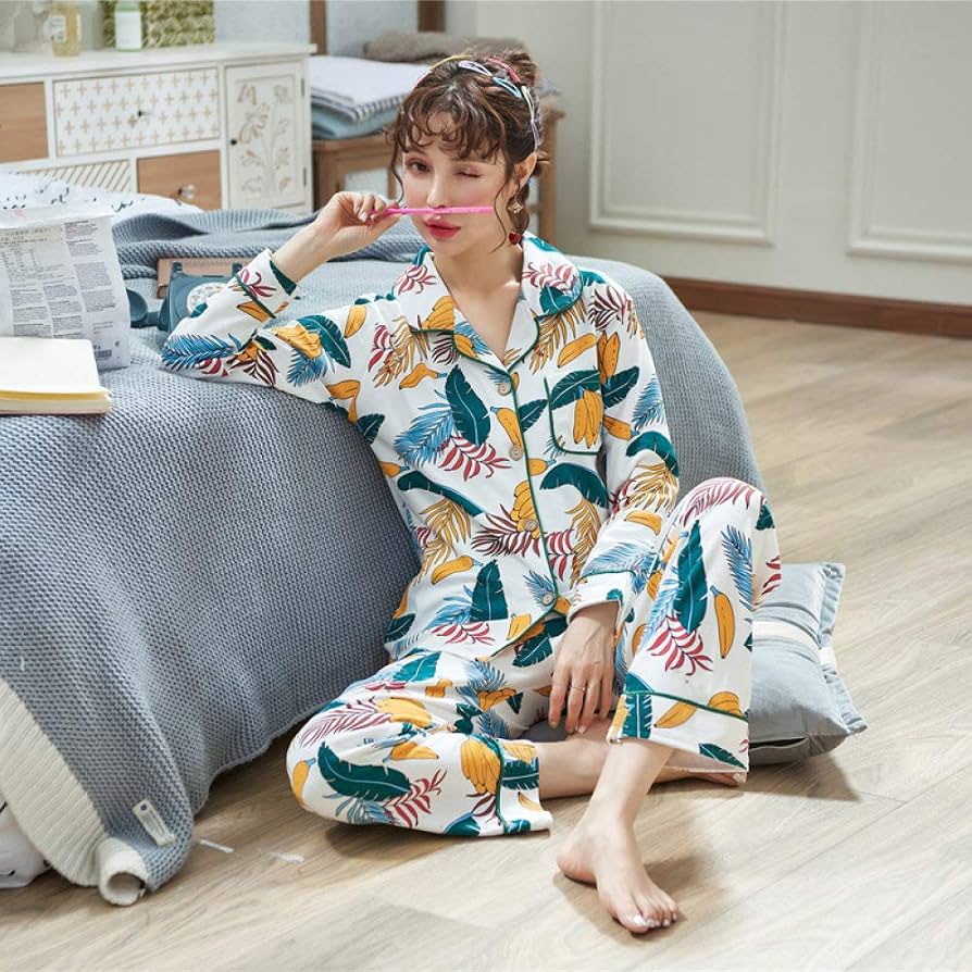 mooie-pyjama-dames-348hbs-1.jpg LIUYUNN Dames Pyjama Set,Tropical Plant Banaan Bloem Print Mooie Knop Lange mouw Nachtkleding Dames Pyjama Sets Zachte Lounge Nachtkleding Voor Meisjes, Foto, M : Amazon.nl: Kleding, schoenen & sieraden - Afbeelding 1