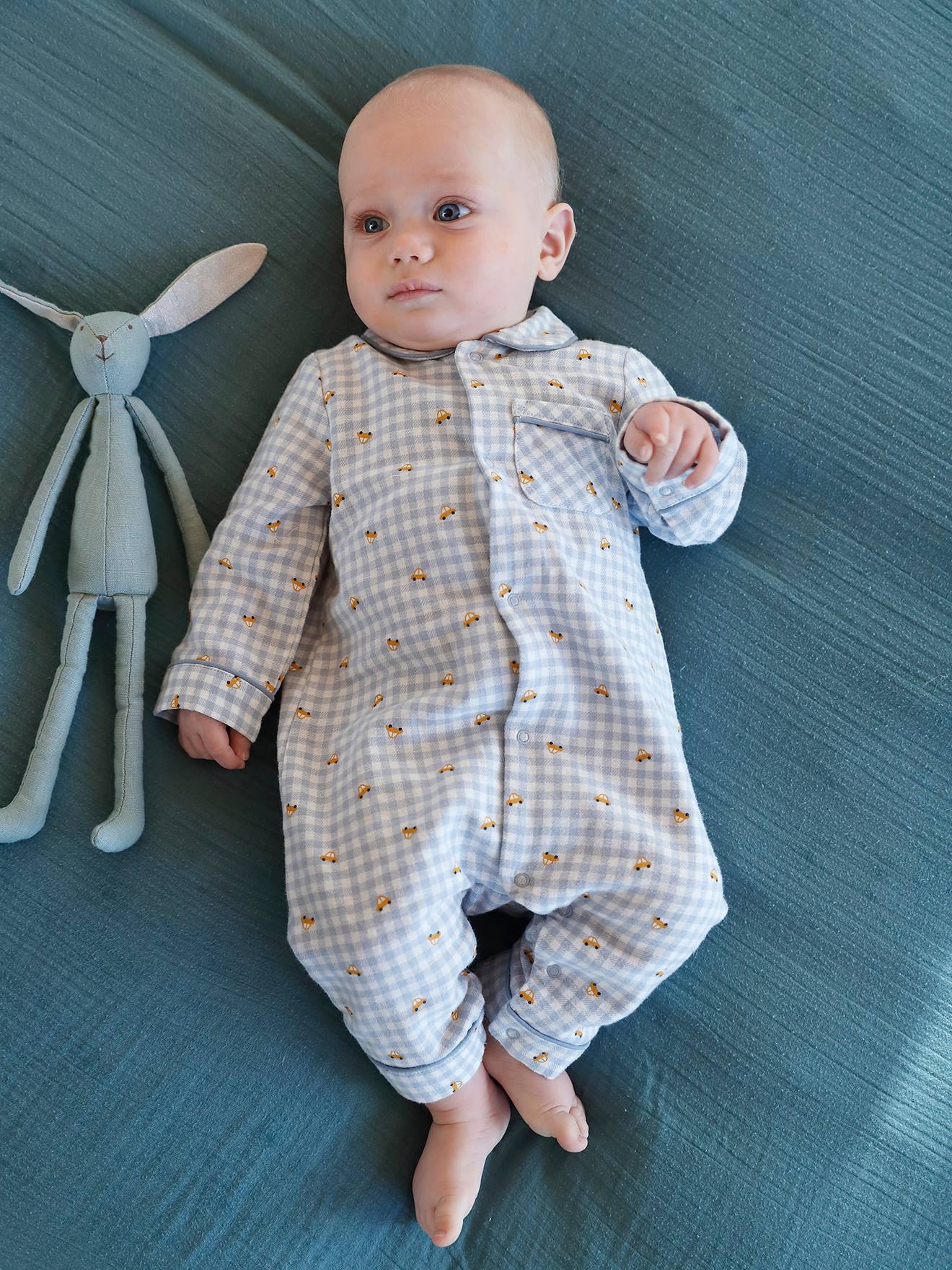newborn-pyjama-375mia-1.jpg Babypyjama in katoen flanel ivoorkleurige ruitjes - Afbeelding 1