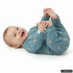 Pyjama voor Newborns met konijntjes in donker turkoois | Ernsting's family