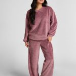 Kopen Roze Hunkemoller Cosy Fleece Two Piece Pyjama Set van Next Nederland