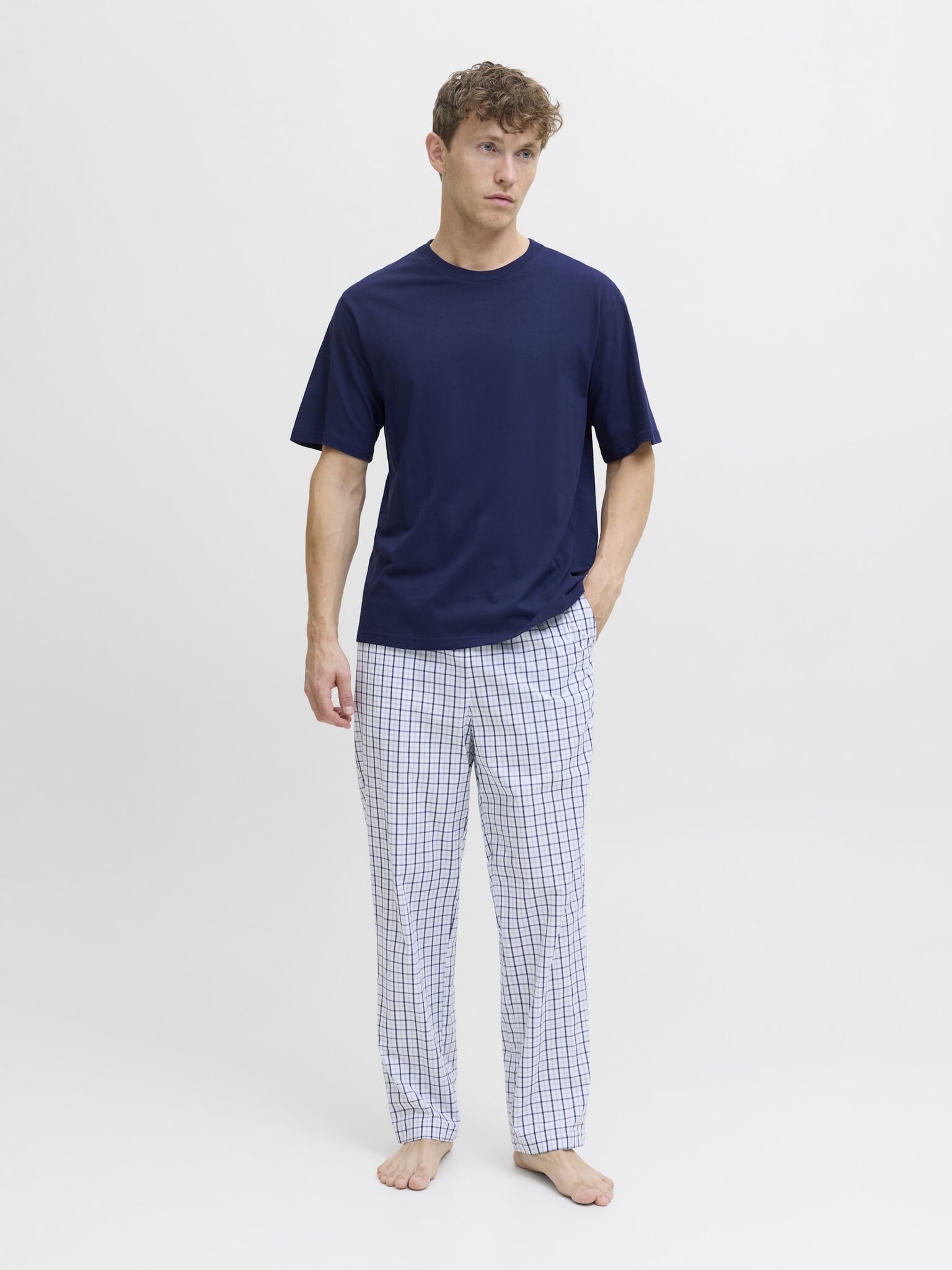 pyjamabroeken-heren-563kul-1.jpg Jack & Jones Jack & Jones Heren Pyjama Set Lange Pyjamabroek JACFLORENCE Blauw/Wit Geblokt - Afbeelding 1
