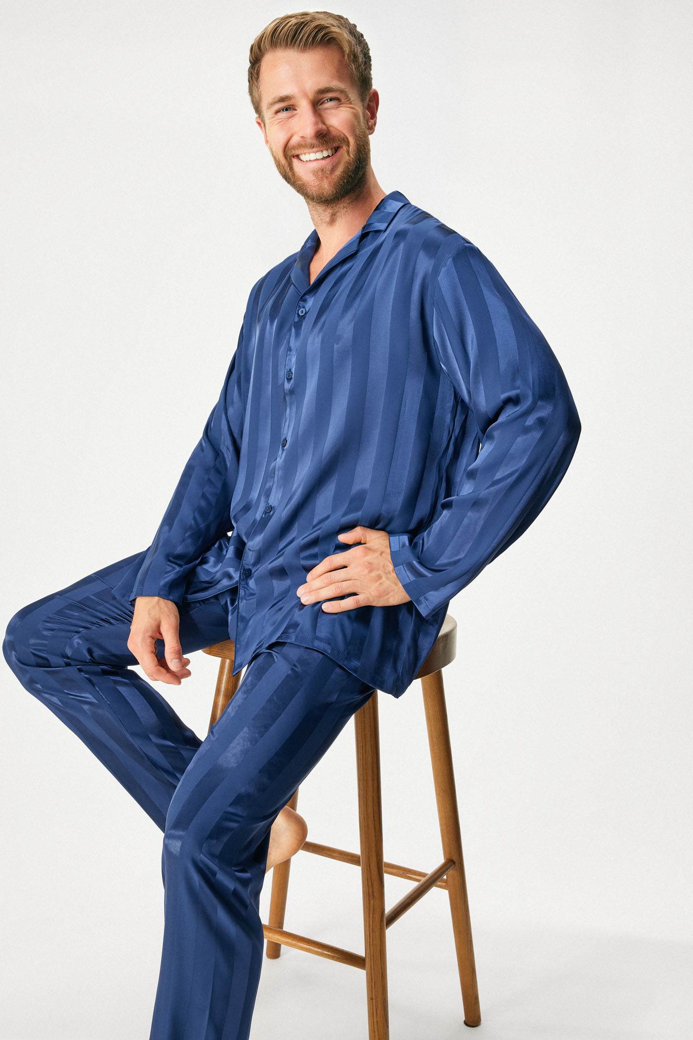 satijnen-pyjama-heren-643fmo-1.jpg Satijnen pyjama MEN A Satine lang - Afbeelding 1