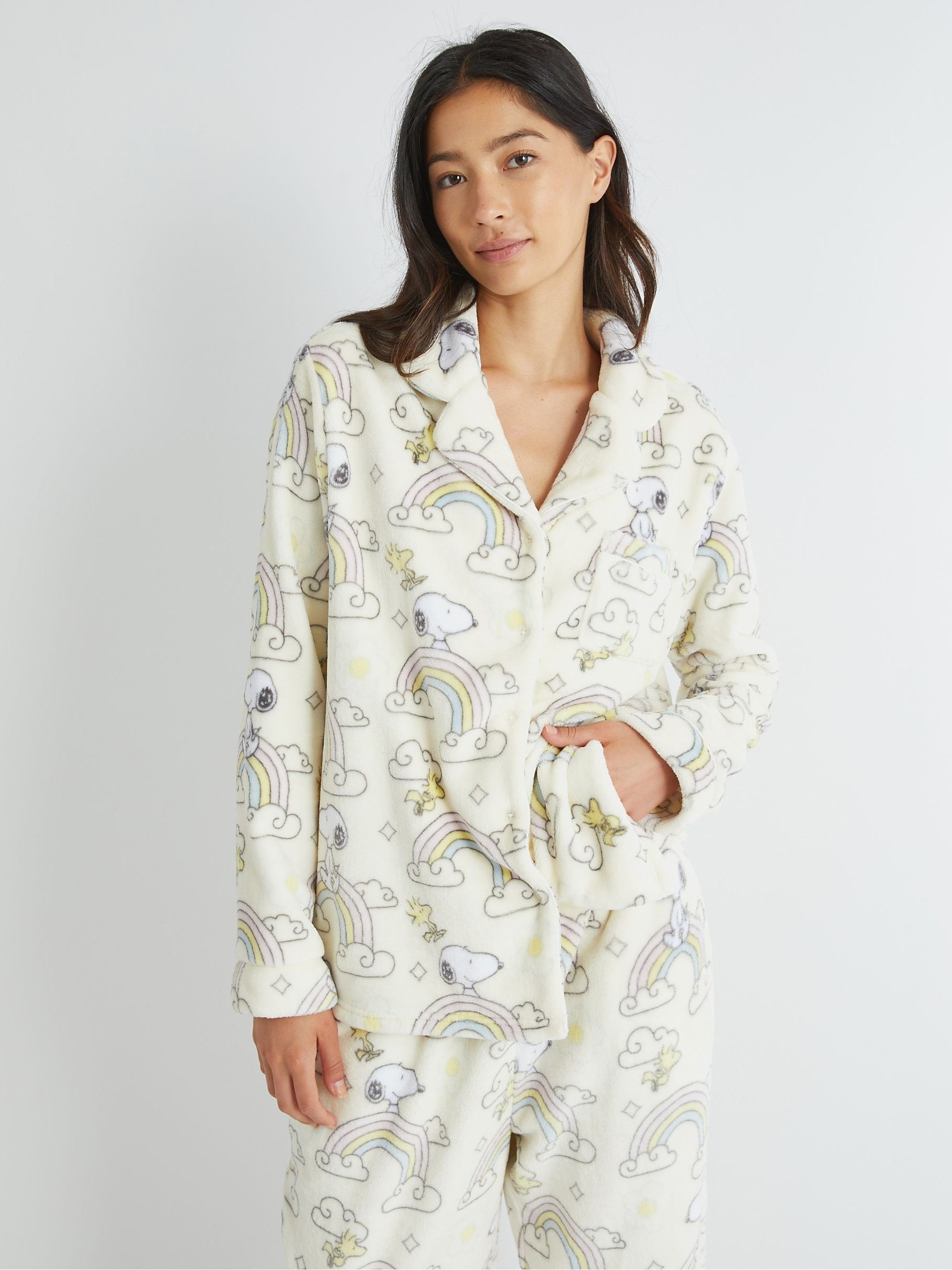 snoopy-pyjama-589qnl-1.jpg Kopen Skinnydip Peanuts x Skinnydip Snoopy Rainbow Fleece Pyjamas Set van Next Nederland - Afbeelding 1