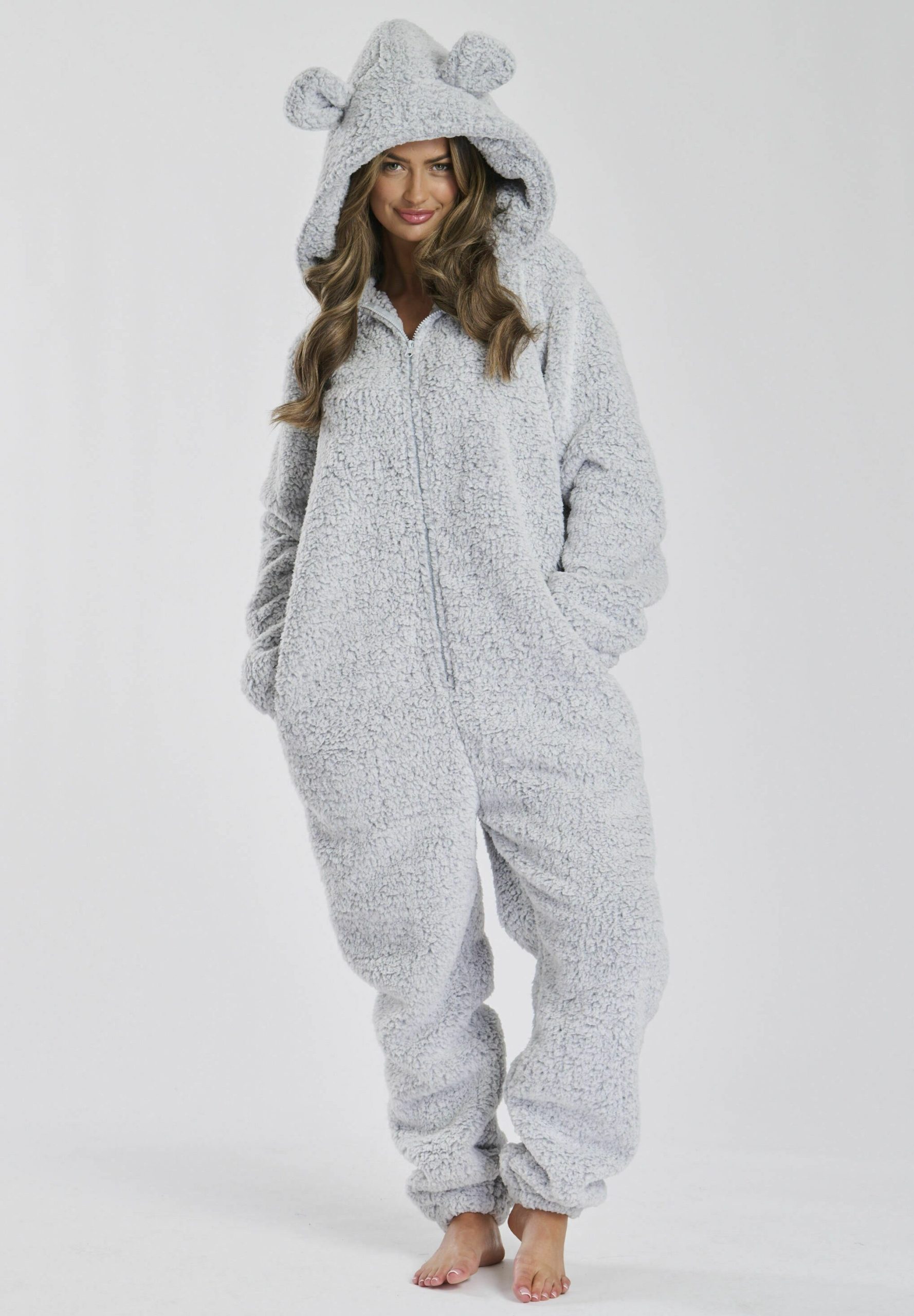teddy-pyjama-891qml-1.jpg Loungeable LOUNGEABLE LADIES SHERPA XL ALL IN ONE SHERPA XL EARS TEDDY ALL IN ONE Pyjama silver/zilverkleurig Zalando.nl - Afbeelding 1