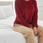Irresistible Dames Pyjama Lange Mouwen Ronde Hals Velours Rood Maat S