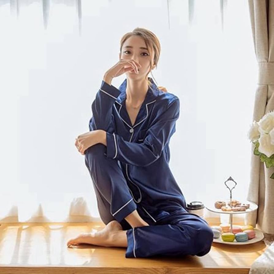 vrouwen-pyjama-923qqu-1.jpg Dames Pyjama Casual Pyjama Dames Zijden Satijnen Mode Pyjama Set Lange Mouw Slaap Tweedelig Groot Formaat Eenvoudige Pure Kleur Zelfontplooiing Buitensporten Elegant Feest, Marineblauw, M : Amazon.nl: Kleding, schoenen & sieraden - Afbeelding 1