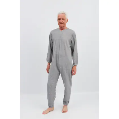 winter-pyjama-651dkz.webp Anne Lore Winter Pyjama – Warm & Verstevigd met Rug of Beenrits | Senso Care – Senso Care - Afbeelding 1