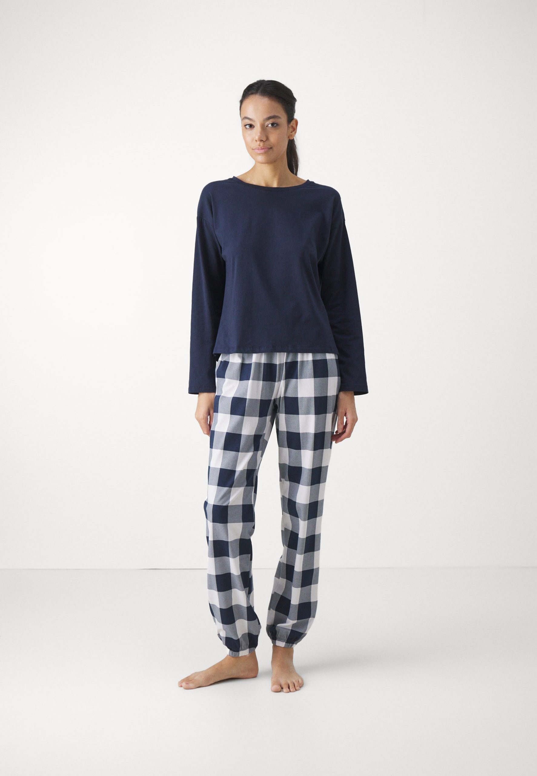 zalando-pyjama-723ozh-1.jpg Pyjama's voor dames online kopen | Zalando - Afbeelding 1
