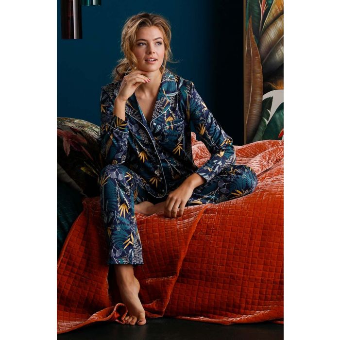 zijde-pyjama-239szn-1.jpg Satijnen dames doorknoop pyjama | Pyjama webshop | Online de mooiste pyjama's, nachthemden, ondermode en meer - Afbeelding 1