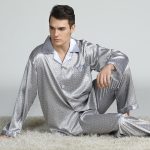 2 Stuks Mannen Thuis Lange Mouw Zijden Pyjama Set Klassiek Gedrukt Luxe Zijden Pyjama Zachte En Comfortabele Pyjama Zomer Gestreepte Pyjama badjas kopen vanaf een prijs van 16 | Joom